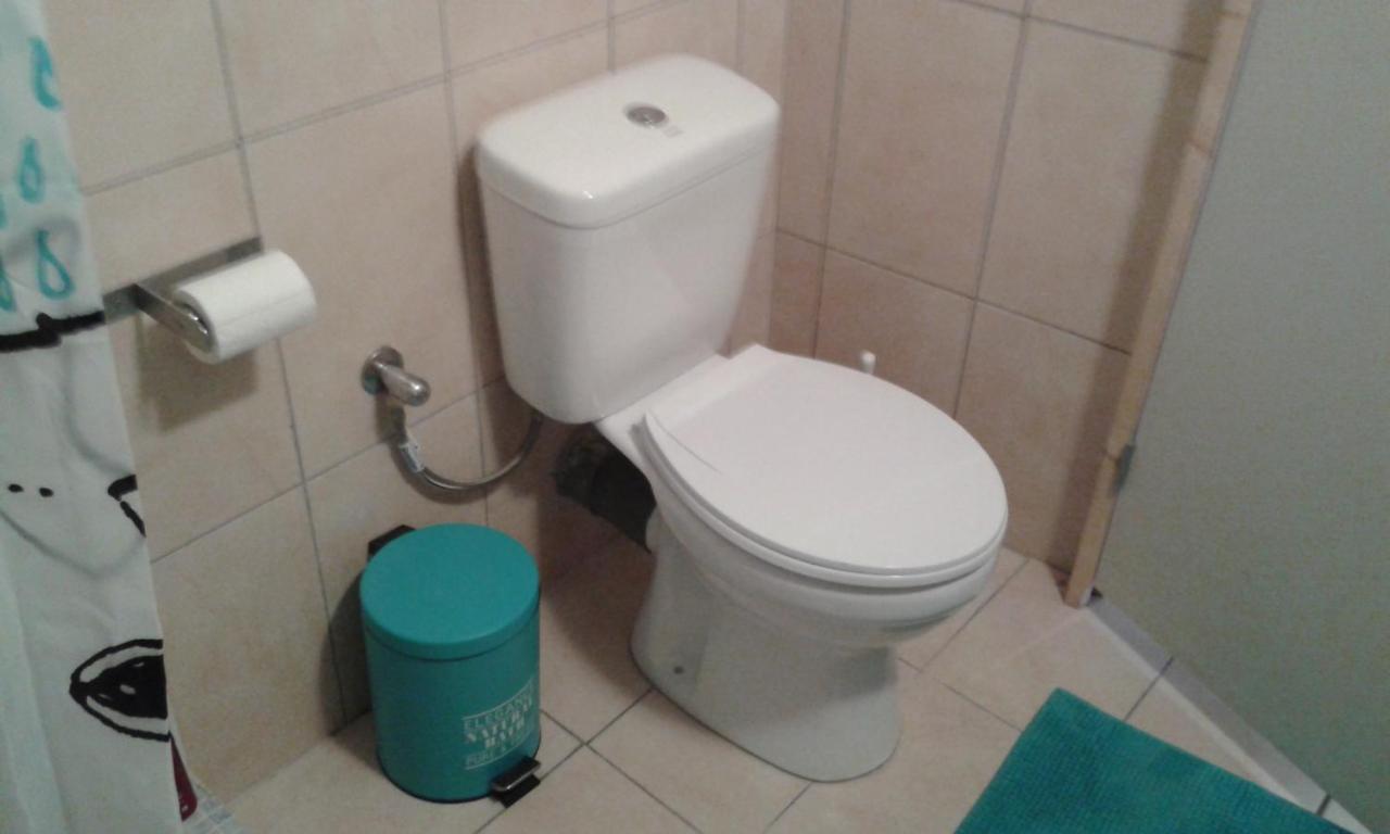 Traditional Family House, Ground Floor With Yard Koronos Екстер'єр фото